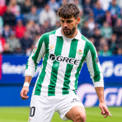 Lo Celso con el balón en el choque ante Osasuna