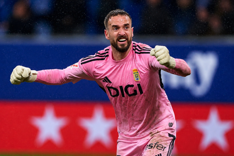 Aaron Escandell celebrando una victoria del Oviedo