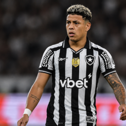 Martins con la camiseta de Botafogo