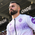 Guilherme antes de un partido con el Valladolid