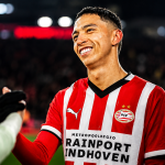 Mauro Junior después de un partido con el PSV