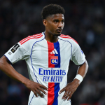Abner Vinicius en un partido con el Lyon
