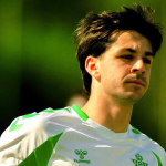 Petit entrenando con el Betis