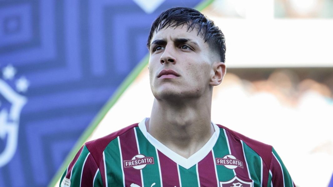 Facundo Bernal antes de un partido con fluminense 