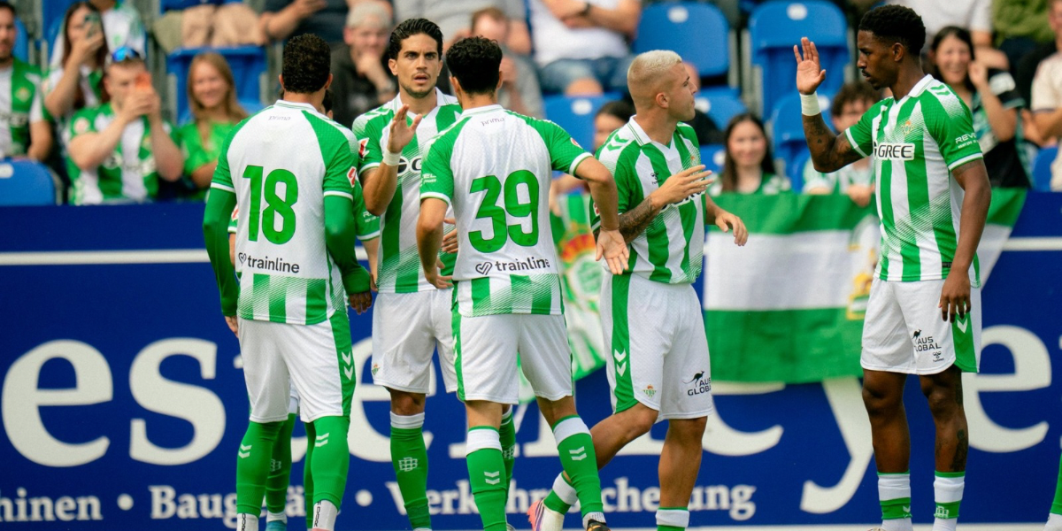 Celebración del gol del Betis ante el Lotte