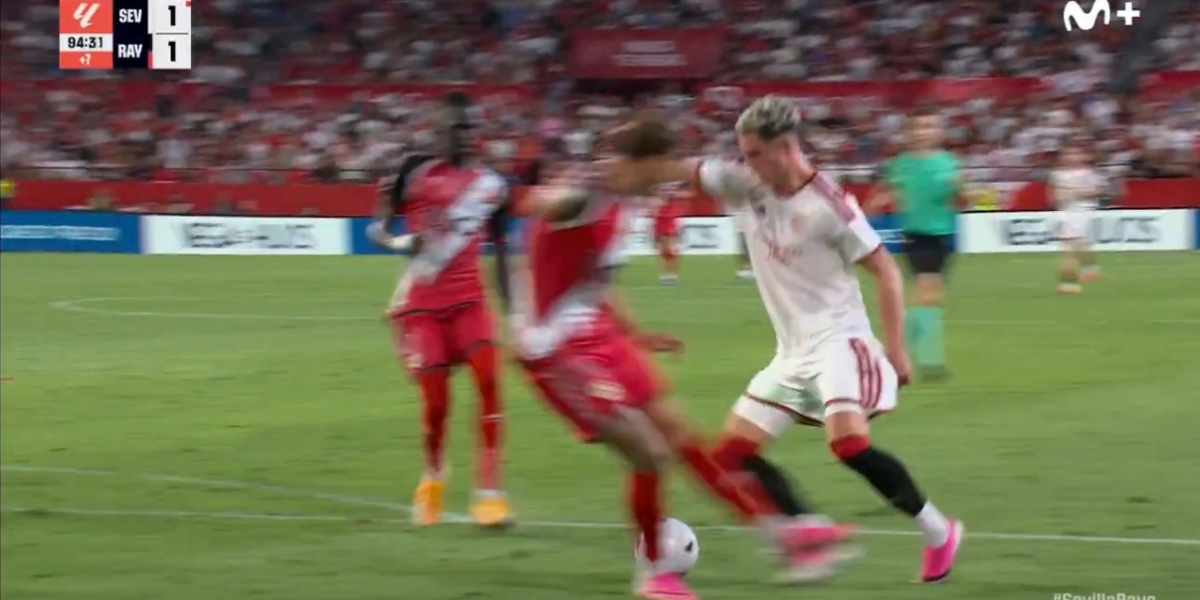 Penalti Sevilla
